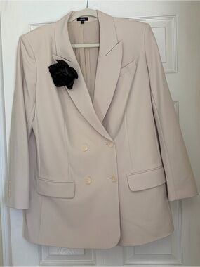 Express Double-Breasted Blazer Jacket in Cream with Black Corsage